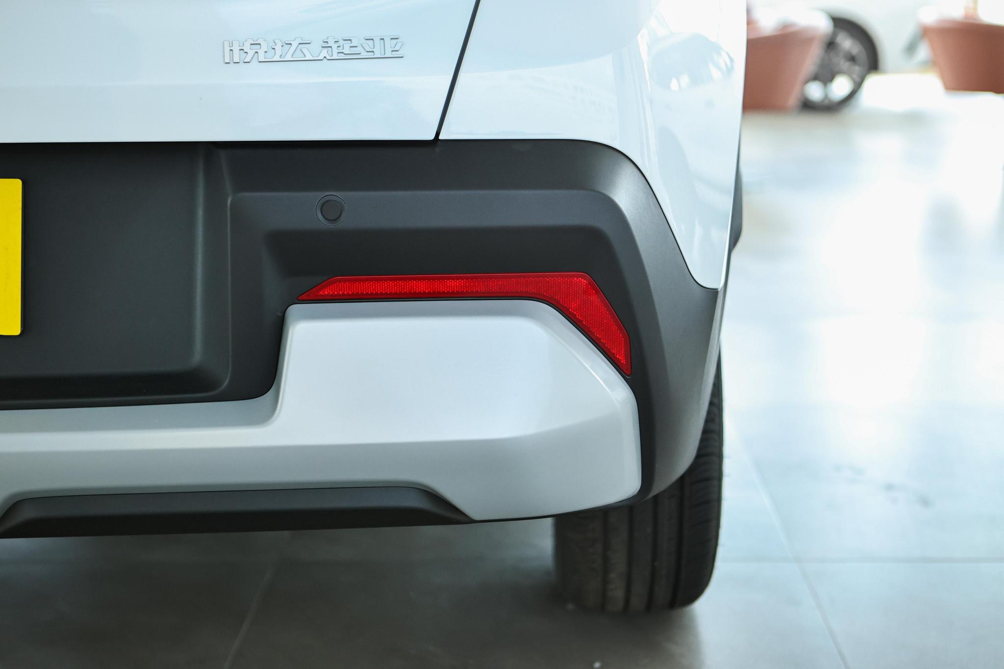 kia様 Spinelli Kia | The 2025 KIA EV9 LAND WITH PLUS PACKAGE in