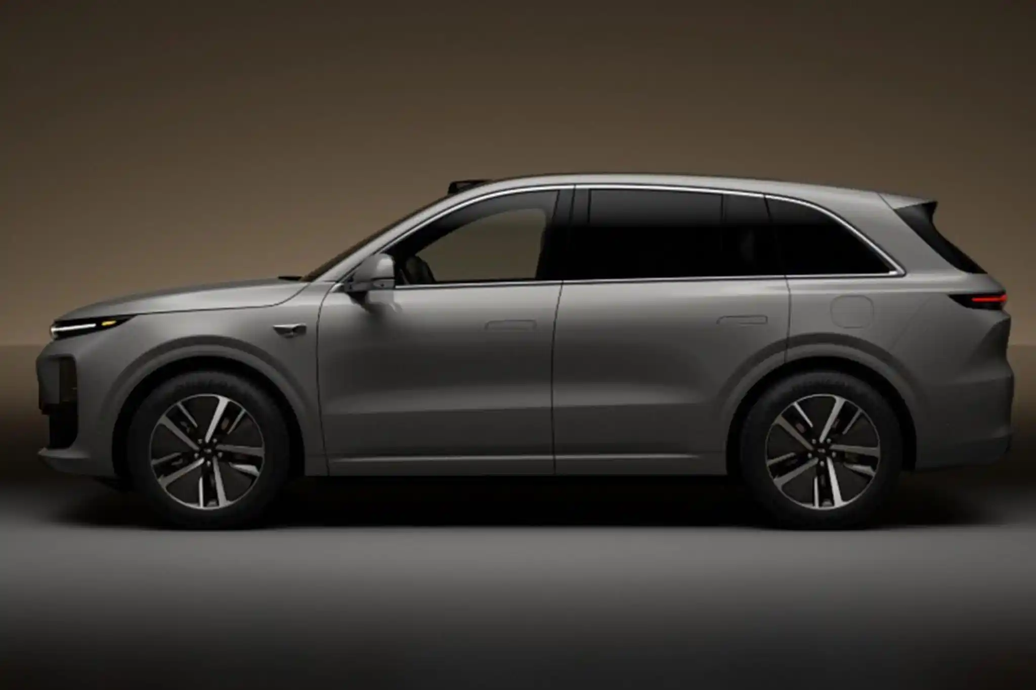 أفضل 14 سيارة للشراء في الإمارات 2025