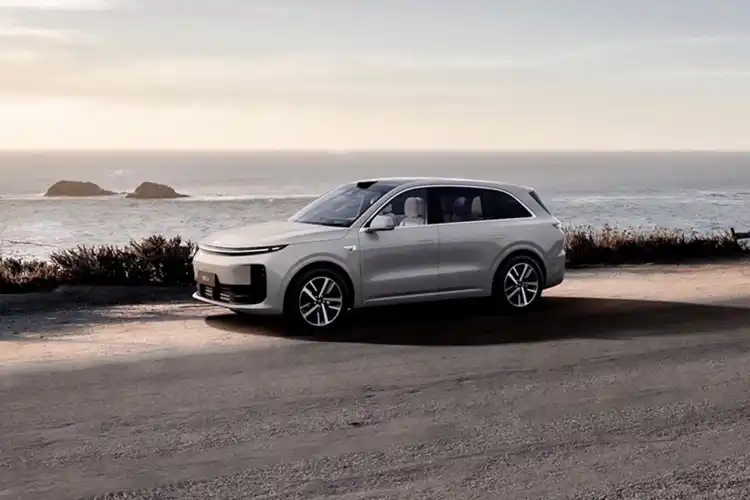 7 Best SUVs in UAE for 2025