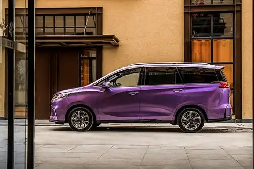 Checking out the 3 variants of the Maxus G50 MPV