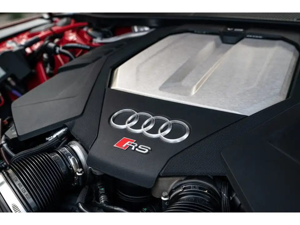 2021_Audi_RS_7_18.jpg