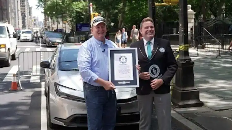 Toyota Prius sets Guinness World Record of 39.5 km/L