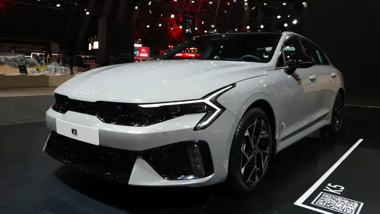 2025 Kia K5 unveiled at 2024 Jeddah International Motor Show