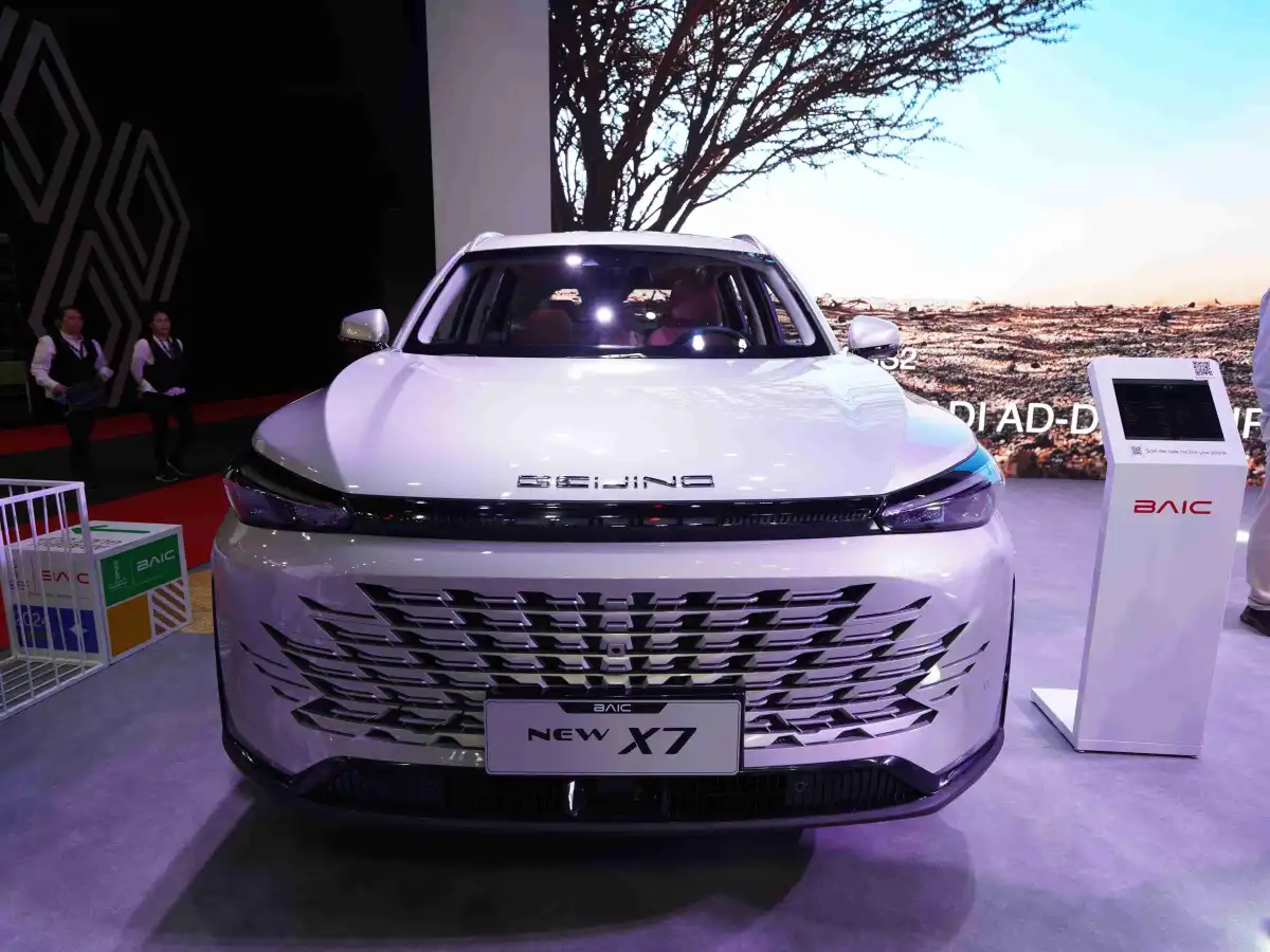 2025 BAIC X7