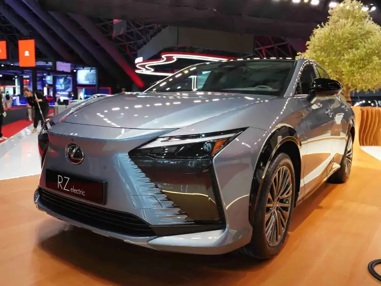 2025 Lexus RZ450e unveiled at 2024 Jeddah International Motor Show