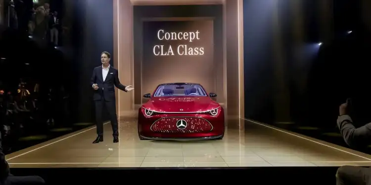 بطارية مرسيدس الحالة الصلبة قد تعزز مدى السيارات الكهربائية بنسبة 80%