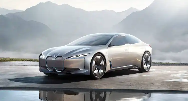 2025 BMW i5 Electric Sedan Launched