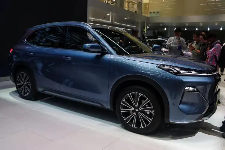 جيلي Galaxy Starship 7: سيارة دفع رباعي مدمجة من الفئة A ذات قيمة رائعة مقابل المال