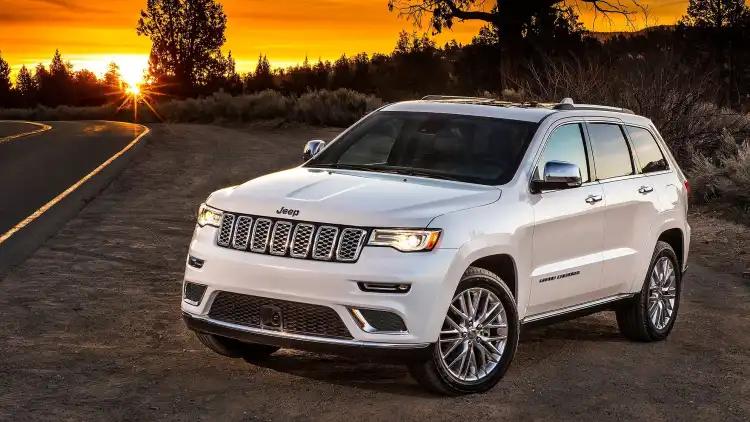 Jeep recalls 338,238 Grand Cherokee for loss of control risk