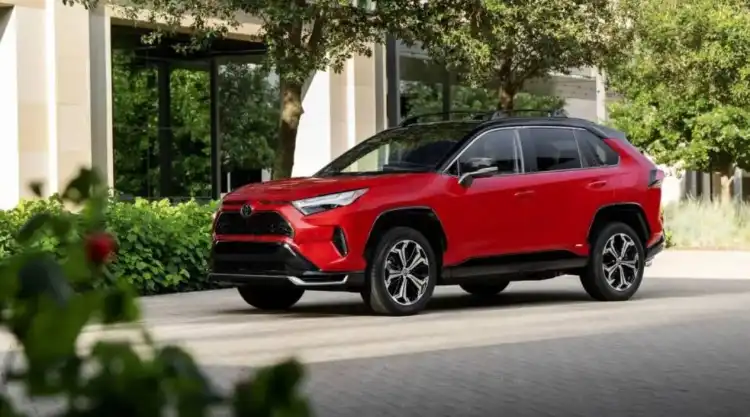 Toyota Drops Prime Name, Chooses Plug-in Hybrid or PHEV