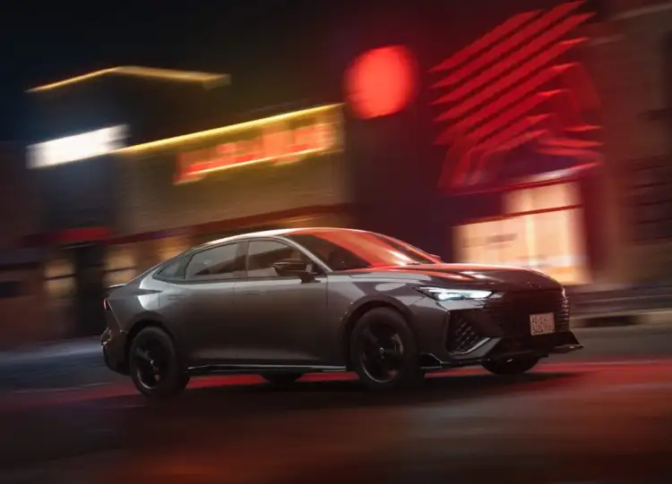 2025 تشانجان UNI-V: نظرة عامة على الأسعار والمواصفات