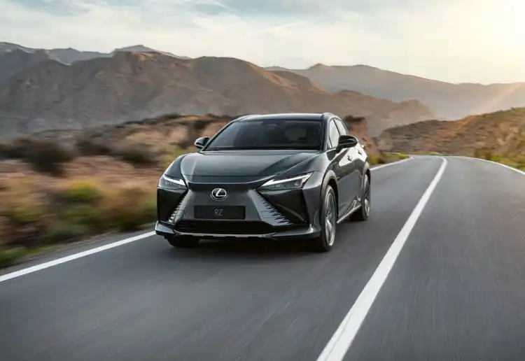 2025 مواصفات وأسعار لكزس RZ 2025