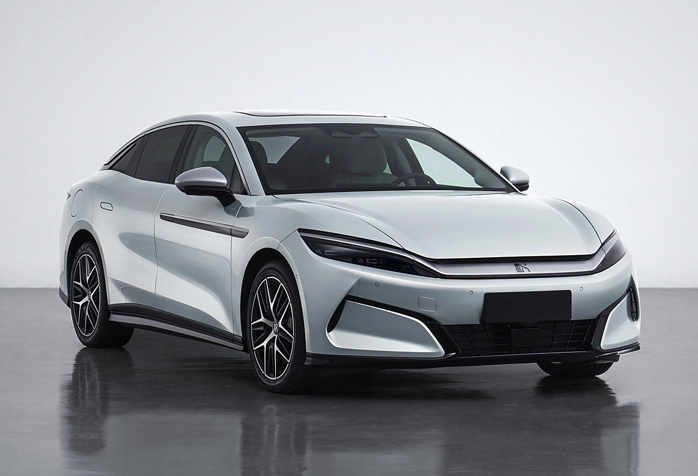 2025 BYD Han L The World's Most Powerful Electric Motor with Over