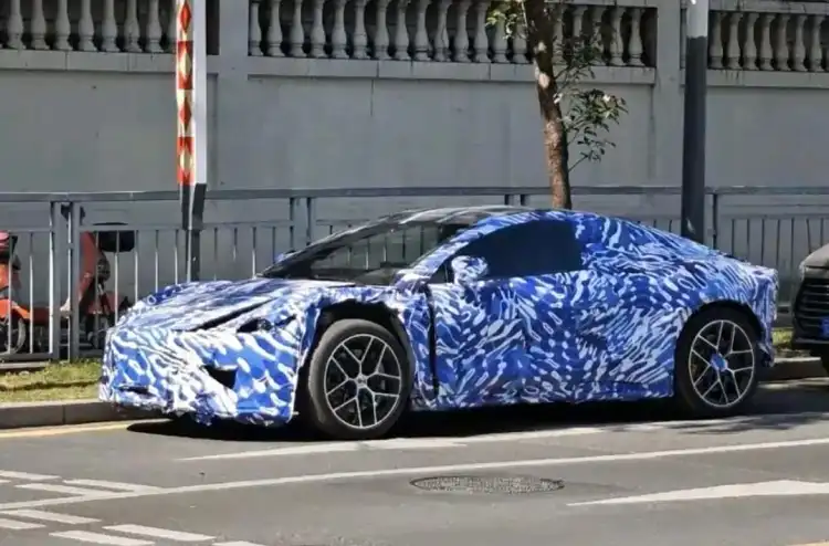 DENZA Sports Car Spied: Porsche 911 Performance at Just 30% of the Price