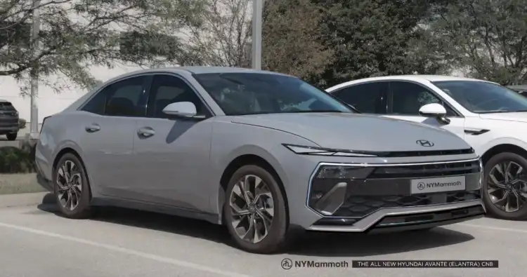 رندر هيونداي إلنترا CN8 لعام 2026: هل هذا الجيل الأخير من إلنترا التي تعمل بالوقود؟