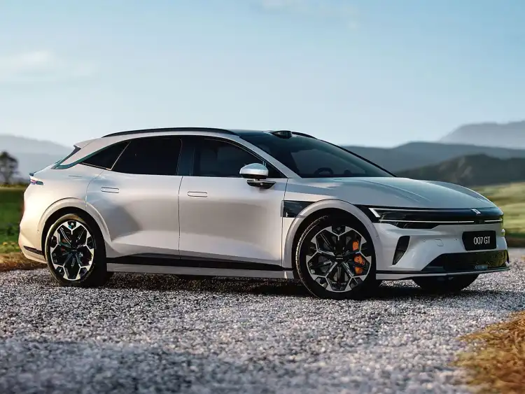 زيكر 007 جي تي 2025: ليدار قياسي وإطلاق في الربع الثاني