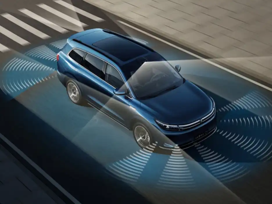 Has Chinese Intelligent Driving Outpaced Tesla FSD?