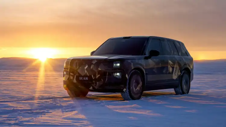 كولينان الصينية؟ تسريب صور تجسسية لسيارة ZEEKR 9X بسعر يعادل 1/10 من رولز رويس كولينان