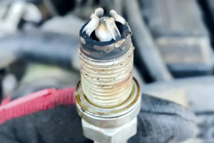 Car Maintenance Tips : Spark Plugs and Reasons for Their White Color