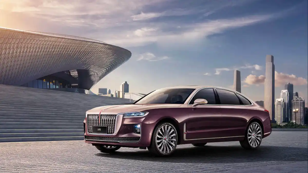 Best Luxury Chinese Sedans in the UAE for 2025 Prices and Features