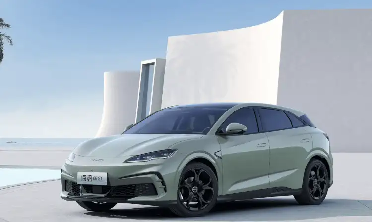 بي واي دي سيل 06 EV: بطارية صغيرة بمدى كبير يصل إلى 470 كم!