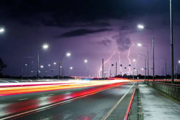 What to Do When Your Car Struck by Lightning: 2025 Safety Guide