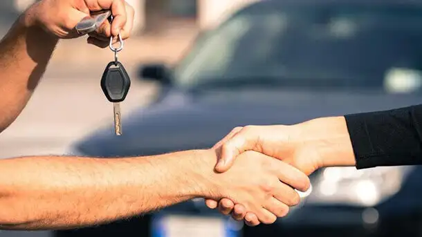 دليلك لنقل ملكية سيارتك الكترونيًا في السعودية لعام 2025