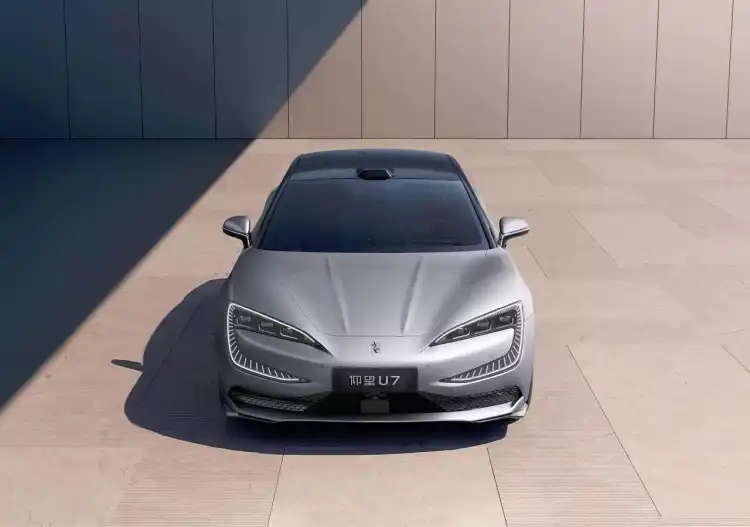BYD Launches Its Luxury Sedan Yangwang U7; It Dances and Spins