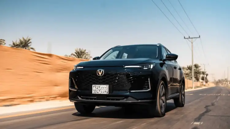 شانجان UNI-S 2025 تصل السعودية بتصميم شبابي وتقنيات فاخرة