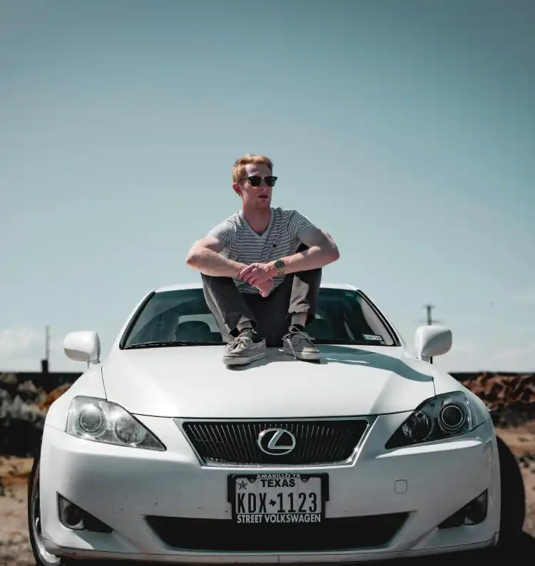 Choosing the Best Car in the UAE (2025 Update)