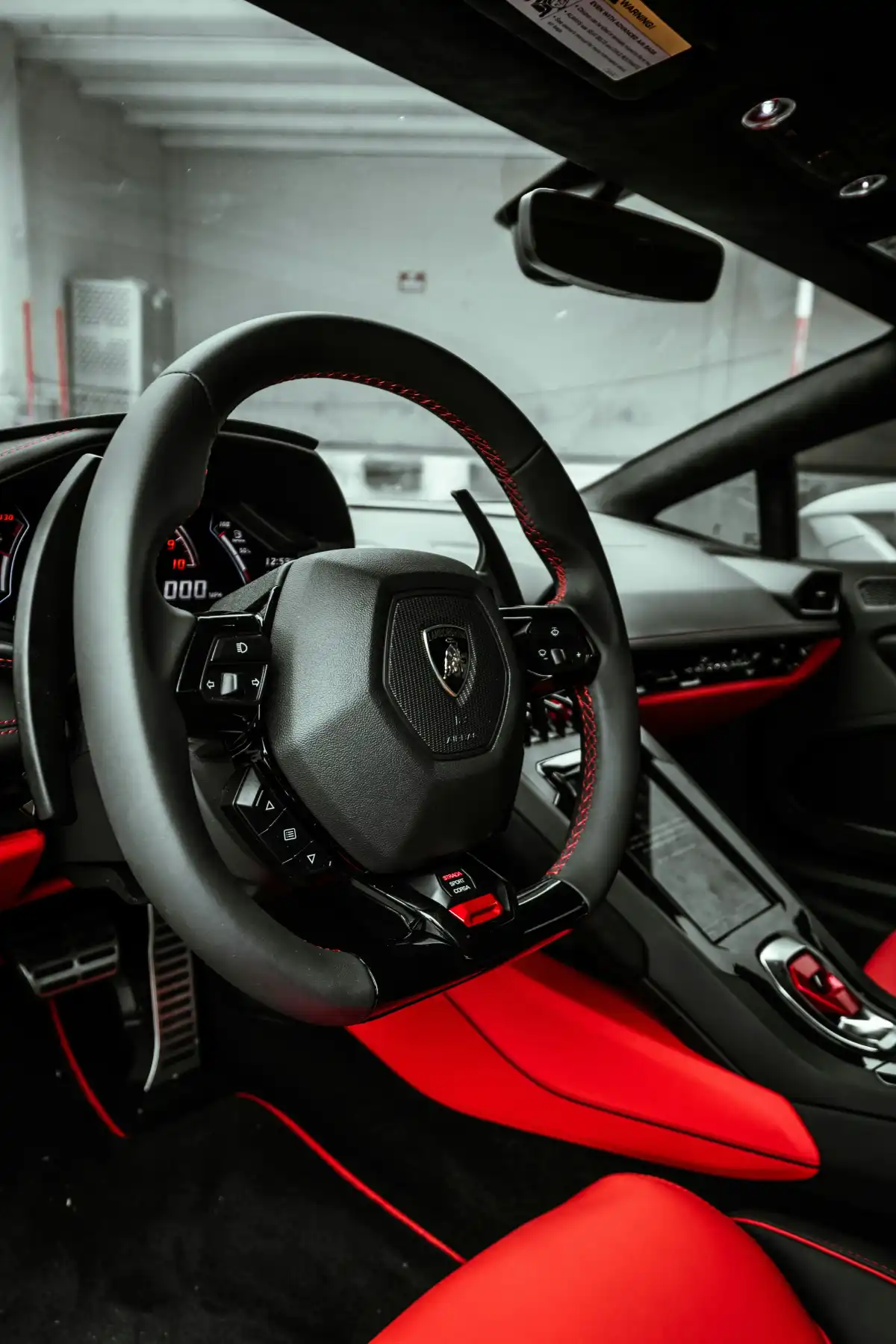 A guide to the perfect Lamborghini interior in the UAE, image size:1200x1800