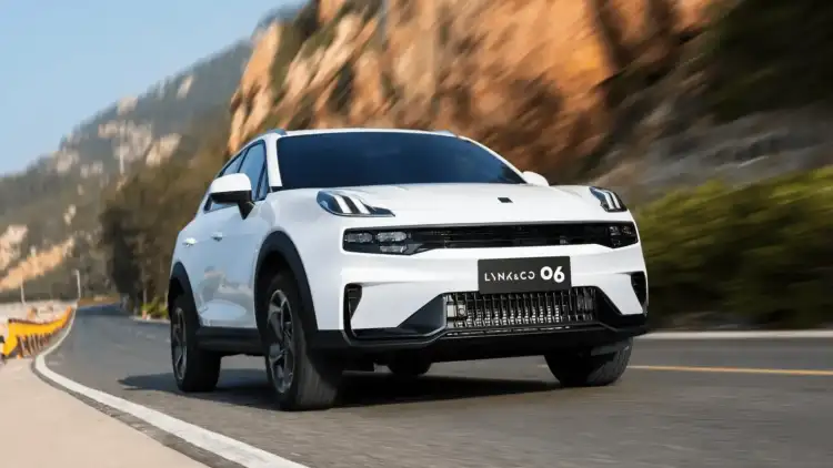 A Distinctive SUV Experience: Explore the Features of the 2025 Lynk & Co 06
