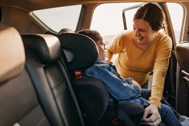 Best 2025 Baby Stroller-Car Seat Combos for UAE’s Harsh Climate?