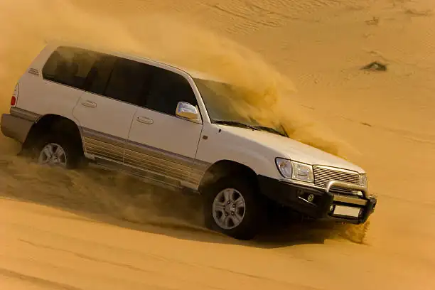 What's the Best Stunt Car for UAE's Extreme Conditions 