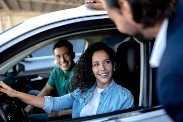 What's the Best Way to Save on Limousine Car Prices