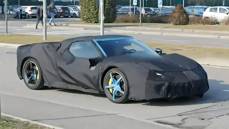 فيراري 296 VS: النسخة الأكثر شراسة بمحرك V6 تستعد للظهور في 29 أبريل