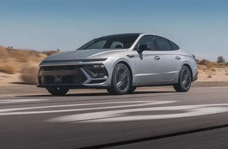 2025 Hyundai Azera: Interior Built for UAE Comfort