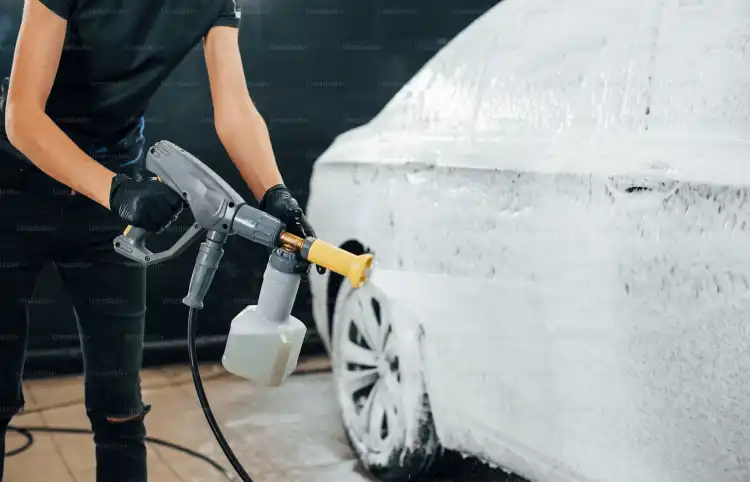Where to Find the Best Car Wash Near You in UAE 2025?