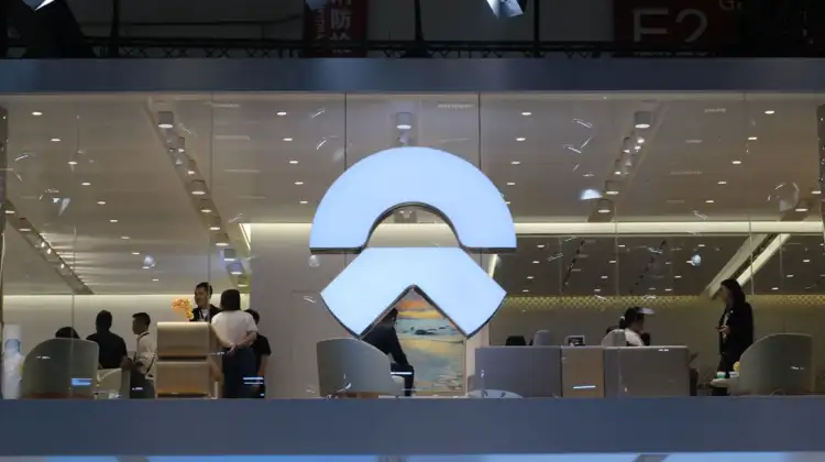 CATL تدخل في مفاوضات للاستحواذ على حصة رئيسية في Nio Power