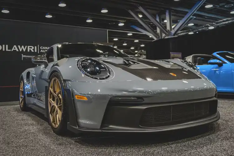 Why Carbon Fiber Cars Dominate UAE Roads in 2025?