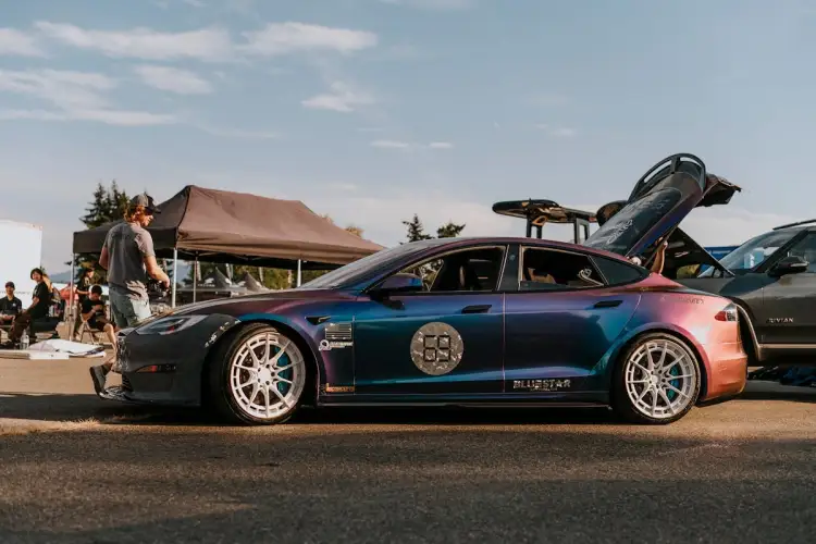 ما هي أفضل طريقة لتعديل سيارتك للمناخ القاسي في دولة الإمارات ؟