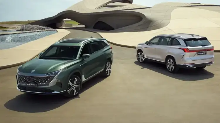 استبدلها وارتقِ: عرض إم جي RX9 الجديدة في الإمارات