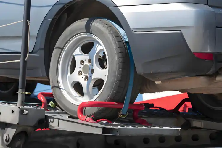 Ship Your Car from Jeddah to Riyadh in 2025