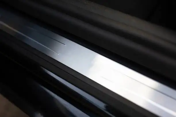 What's the Best Side Skirt Solution for UAE's 