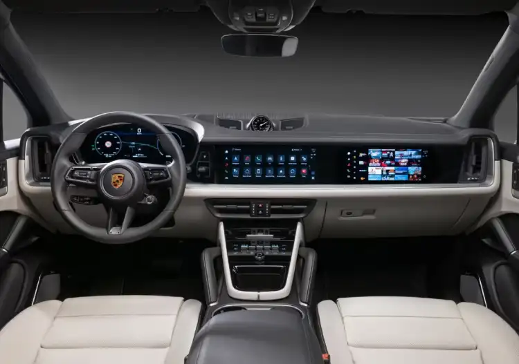 شاشة الراكب الأمامي: ما فائدتها ولمَ أصبحت منتشرة