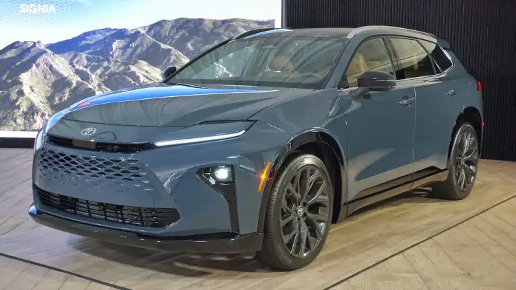 The Best 5-Letter Japanese Cars for UAE in 2025