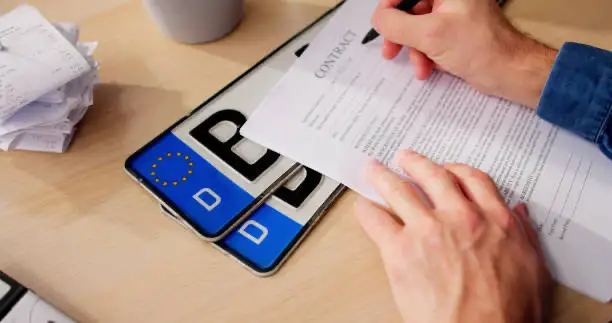 كيفية التحقق من صاحب السيارة من خلال رقم لوحة في عام 2025