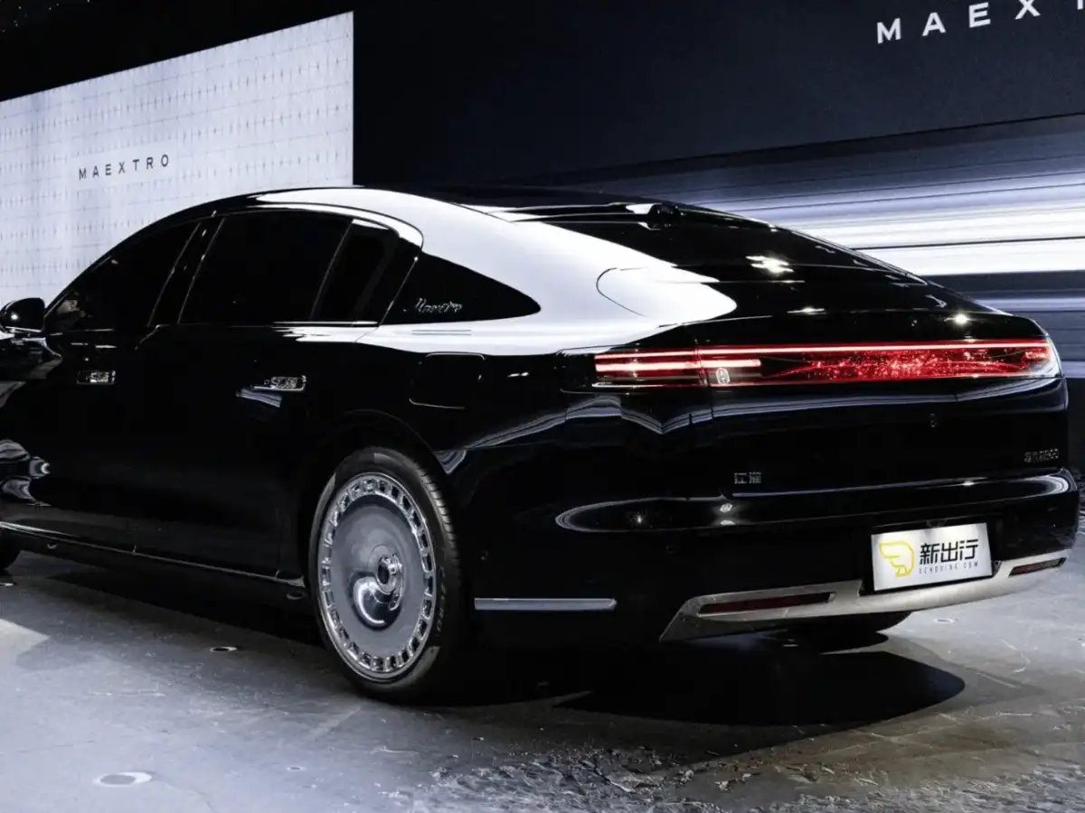 Maextro S800 Interior Revealed A Serious Challenger to the Maybach