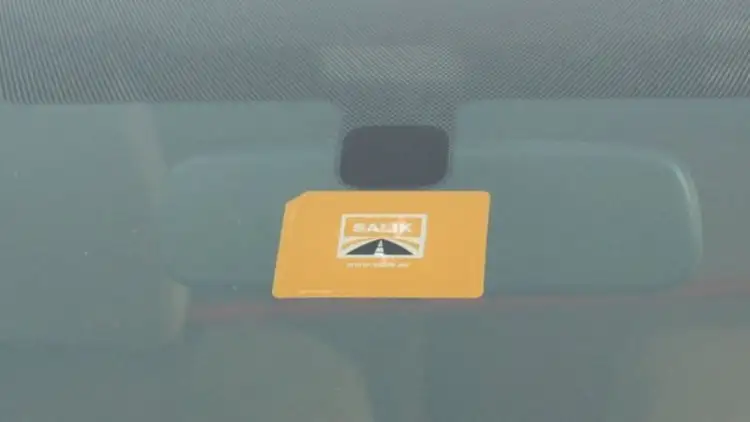 Where to Put Salik Tag on Car