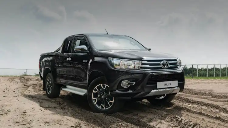 Toyota Hilux Diesel Engine Oil Capacity and Maintenance Guide